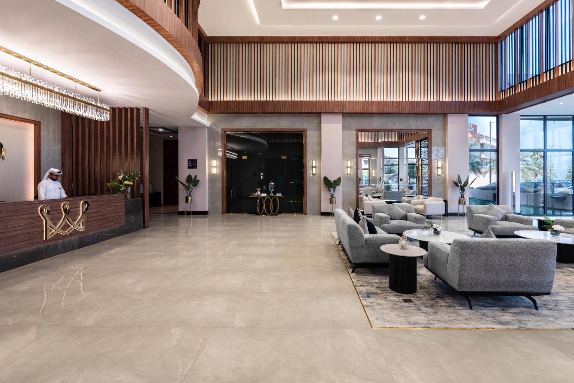Warwick Al Jubail Hotel 外观 照片