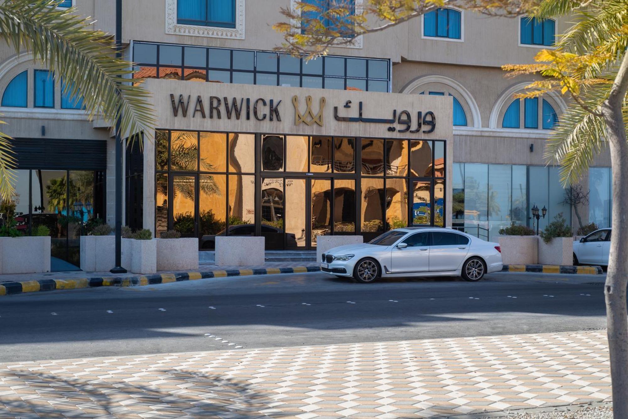 Warwick Al Jubail Hotel 外观 照片