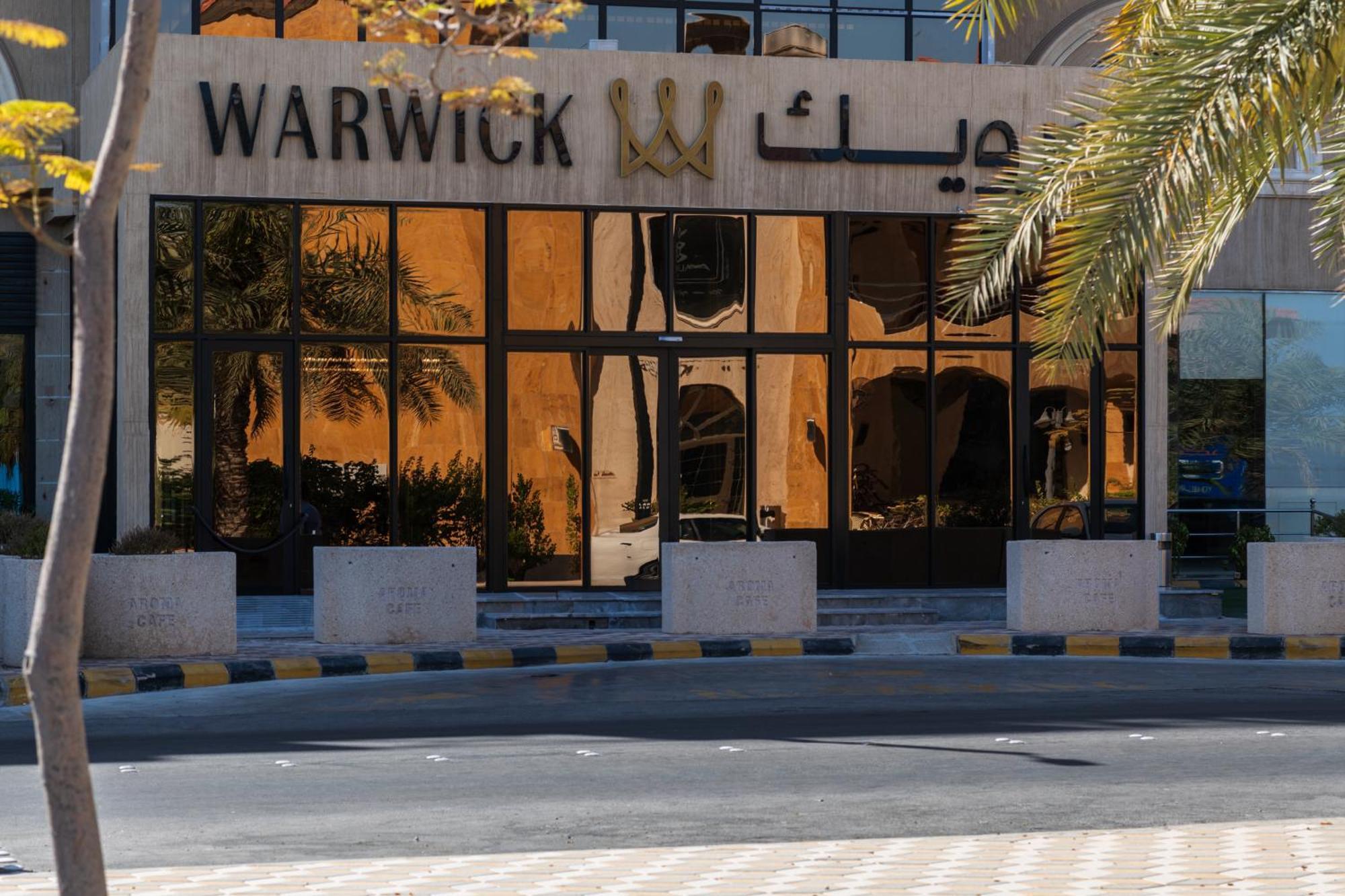 Warwick Al Jubail Hotel 外观 照片