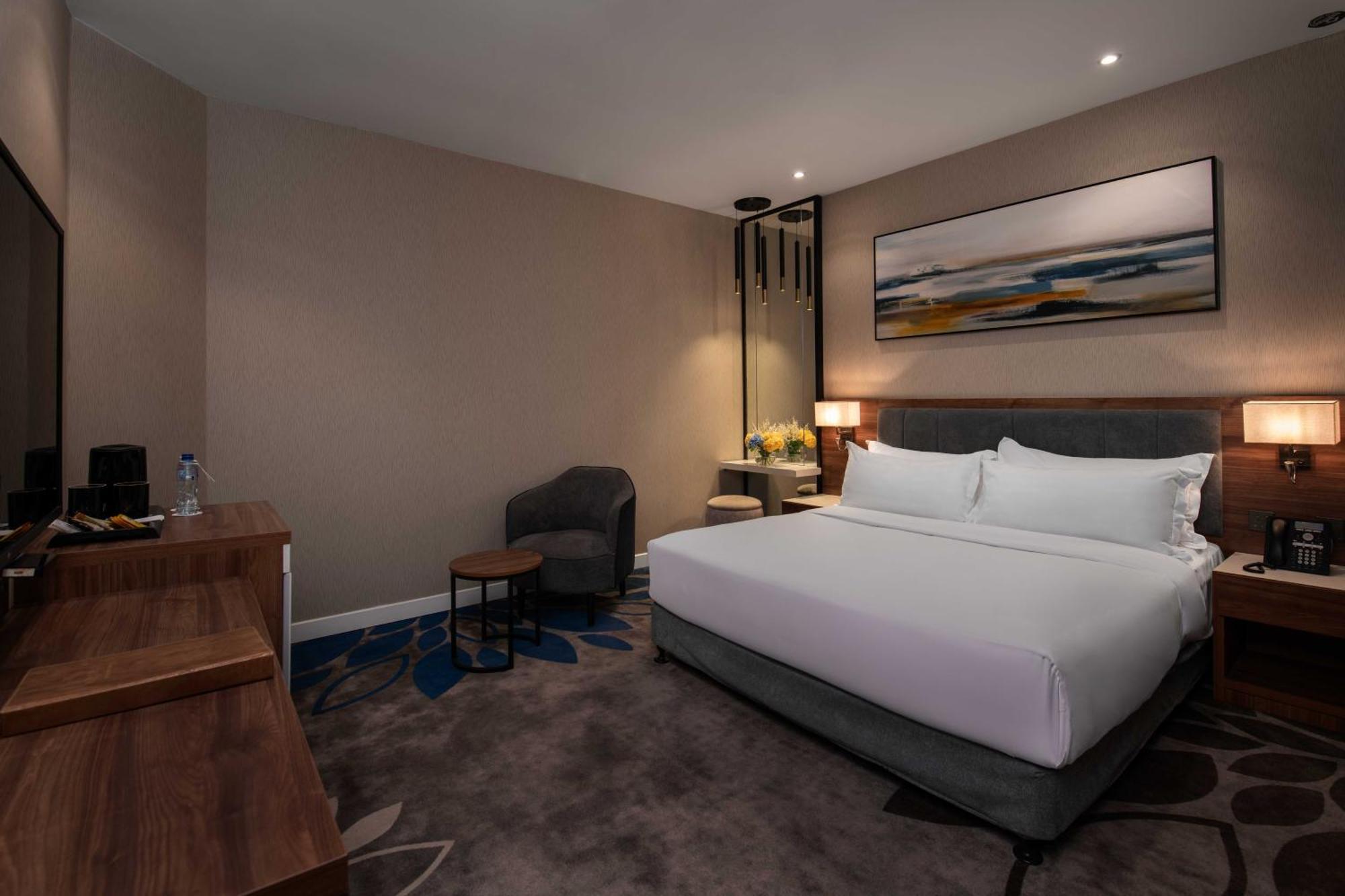 Warwick Al Jubail Hotel 外观 照片